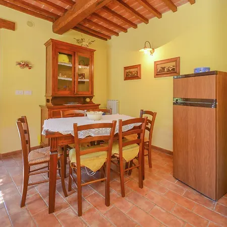 別荘 Holiday Borgo Rossini La Cascina カスティリオーネ・デル・ラーゴ